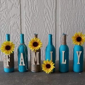 Family decorative  wine bottle set
